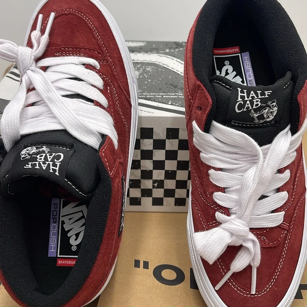 Vans Men’s Skate Half Cab
Pig Suede Brick
VN0A5KYABRI Sneakers - Picture 12 of 16